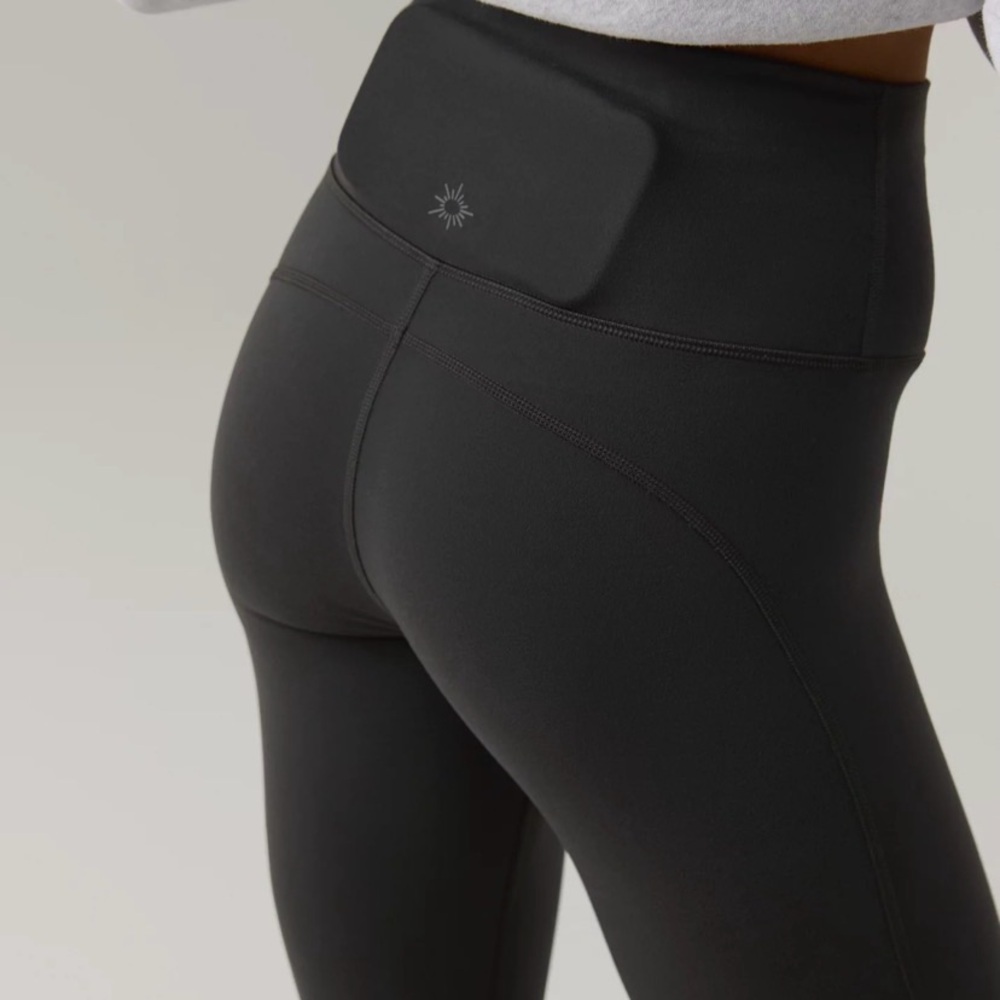 OFFLINE Aerie The Hugger High Waisted Cinch Cuff Pants Grey Leggings Large L - Picture 2 of 12